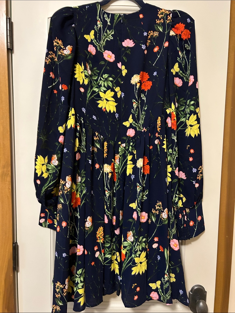 Pomander Place Floral Long Sleeve Dress in Blue Size Large Like New